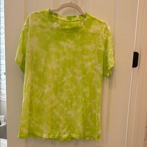 LuluLemom Green Tie-Dye short sleeve athletic top